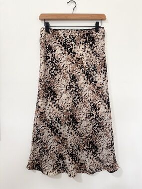 🤍 RENEE C Skirt